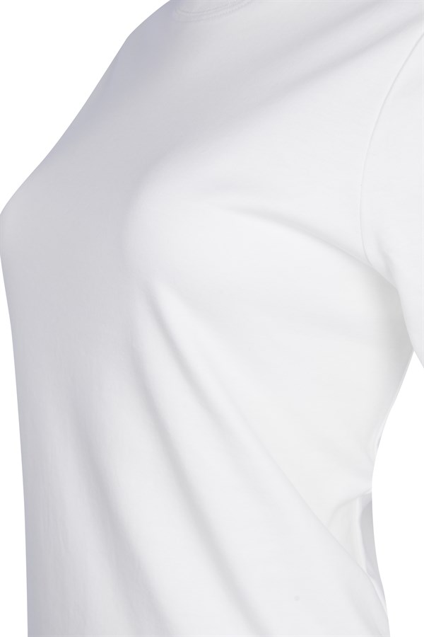 Kırık Beyaz Basic Kutu Form Tshirt