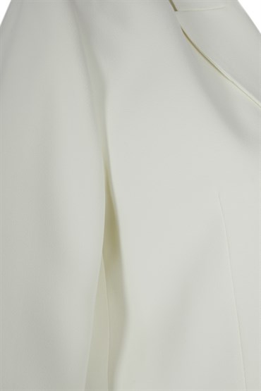 Kırık Beyaz Kısa Krep Ceket