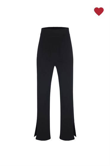 Siyah Paçası Yırtmaçlı Triko Takım Pantolon