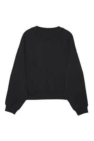 Siyah Yaka & Dikiş Detaylı Sweatshirt